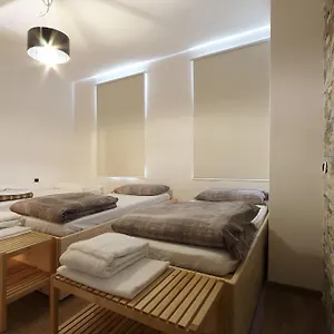 Bed & Breakfast Bed & Wellness Fisterre, Belluno